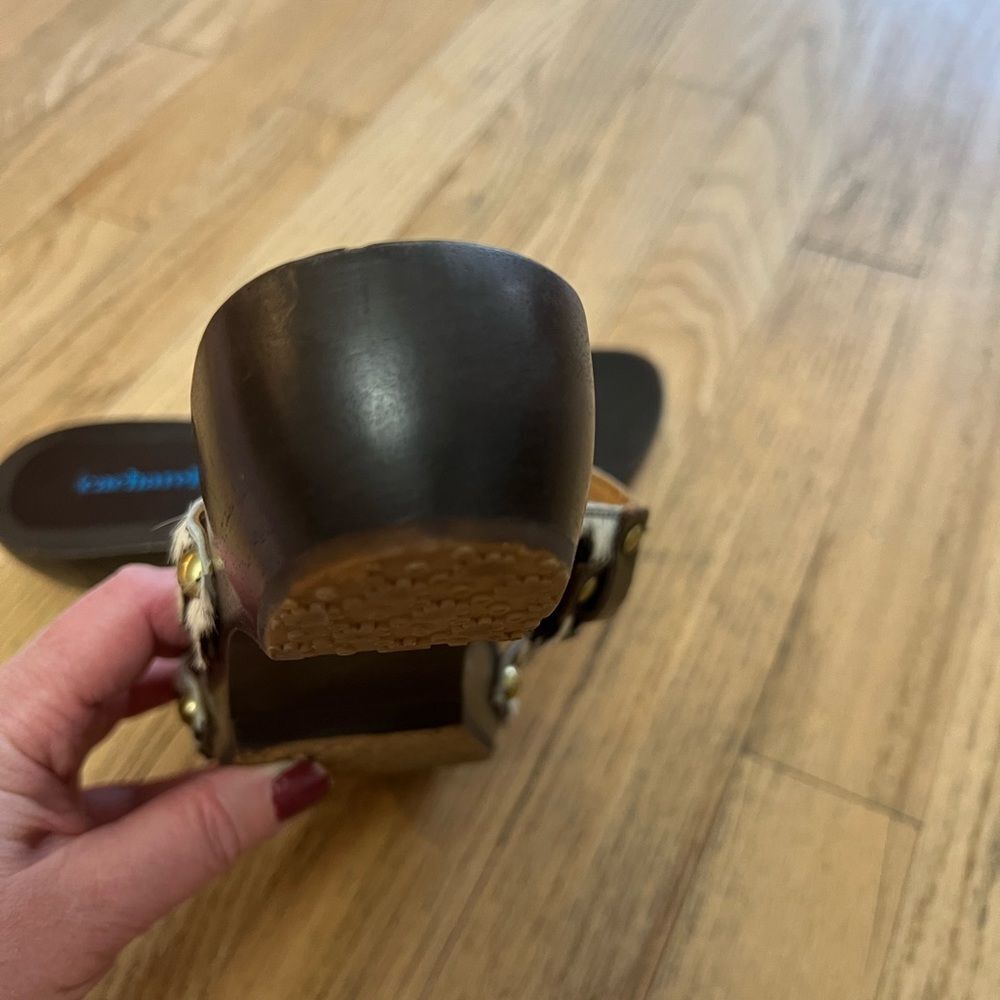 Vintage Cacharel pony hair clogs - Picture 9 of 12